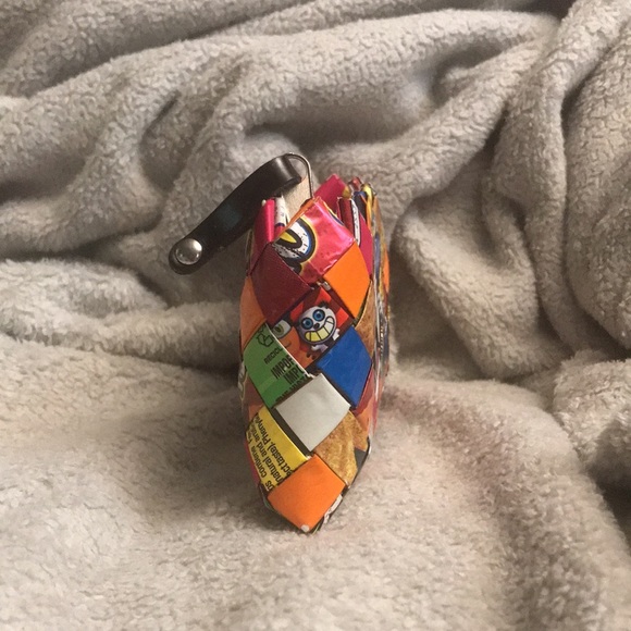 Vintage NAHUI OLLIN Upcycled Woven Wrapper Coin Pouch - Picture 6 of 8